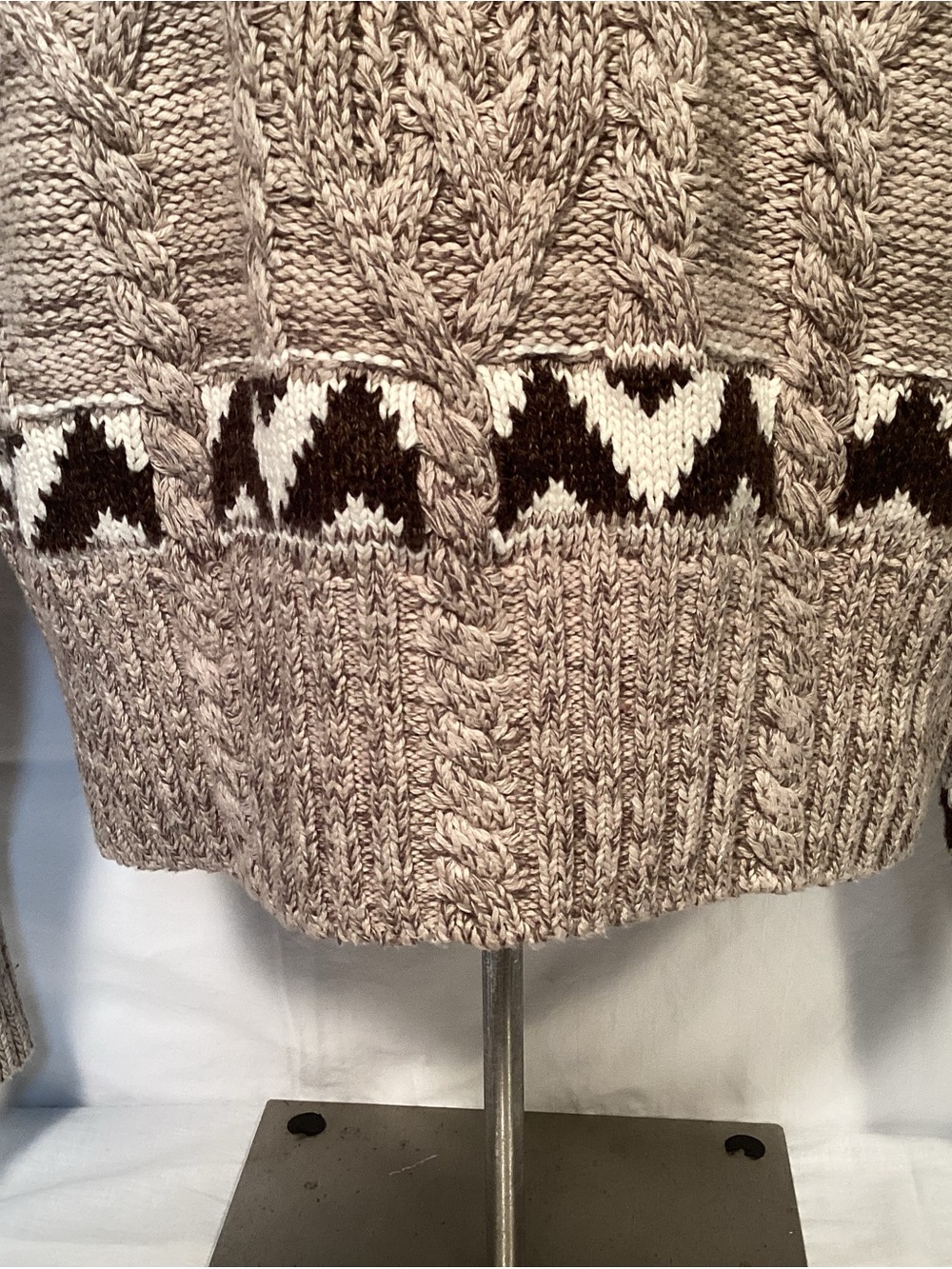 Polo Ralph Lauren Women’s Cable Knit Sweater Aztec Design Trim Size XL - Picture 3 of 15